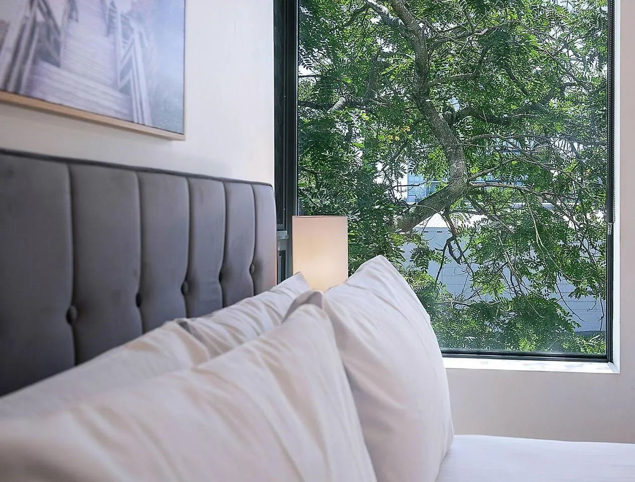 Centro At Toowong - Modern Spacious Living With Pool Brisbane